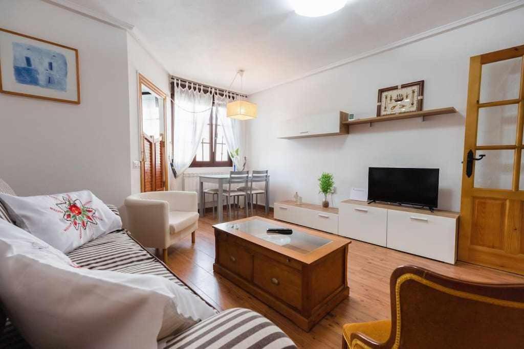 El Apartamentin De Lastres Εξωτερικό φωτογραφία